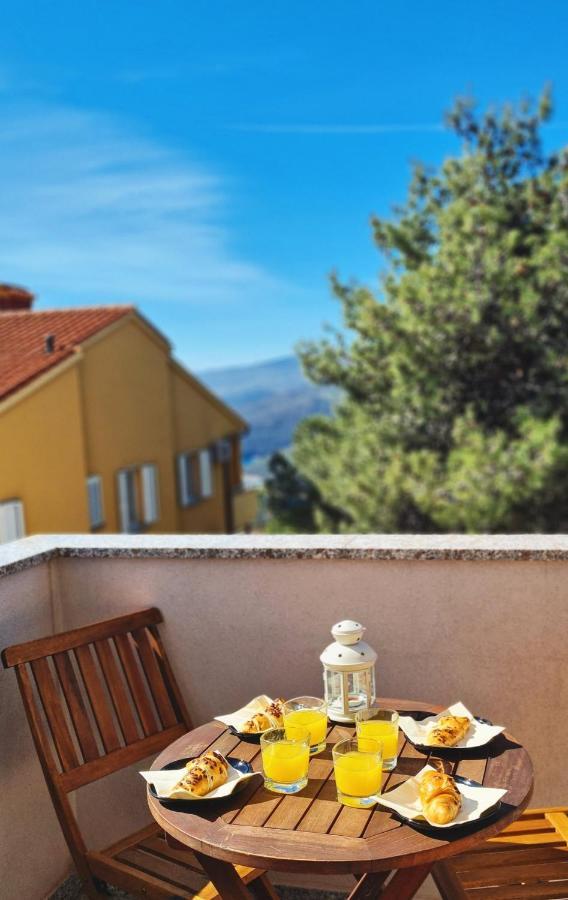 Bellistra apartman Rabac - E Apartment Bagian luar foto