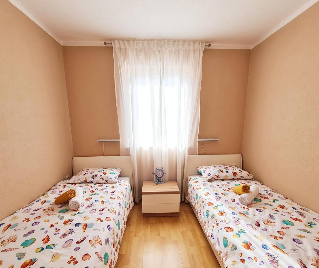 Bellistra apartman Rabac - E Apartment Bagian luar foto