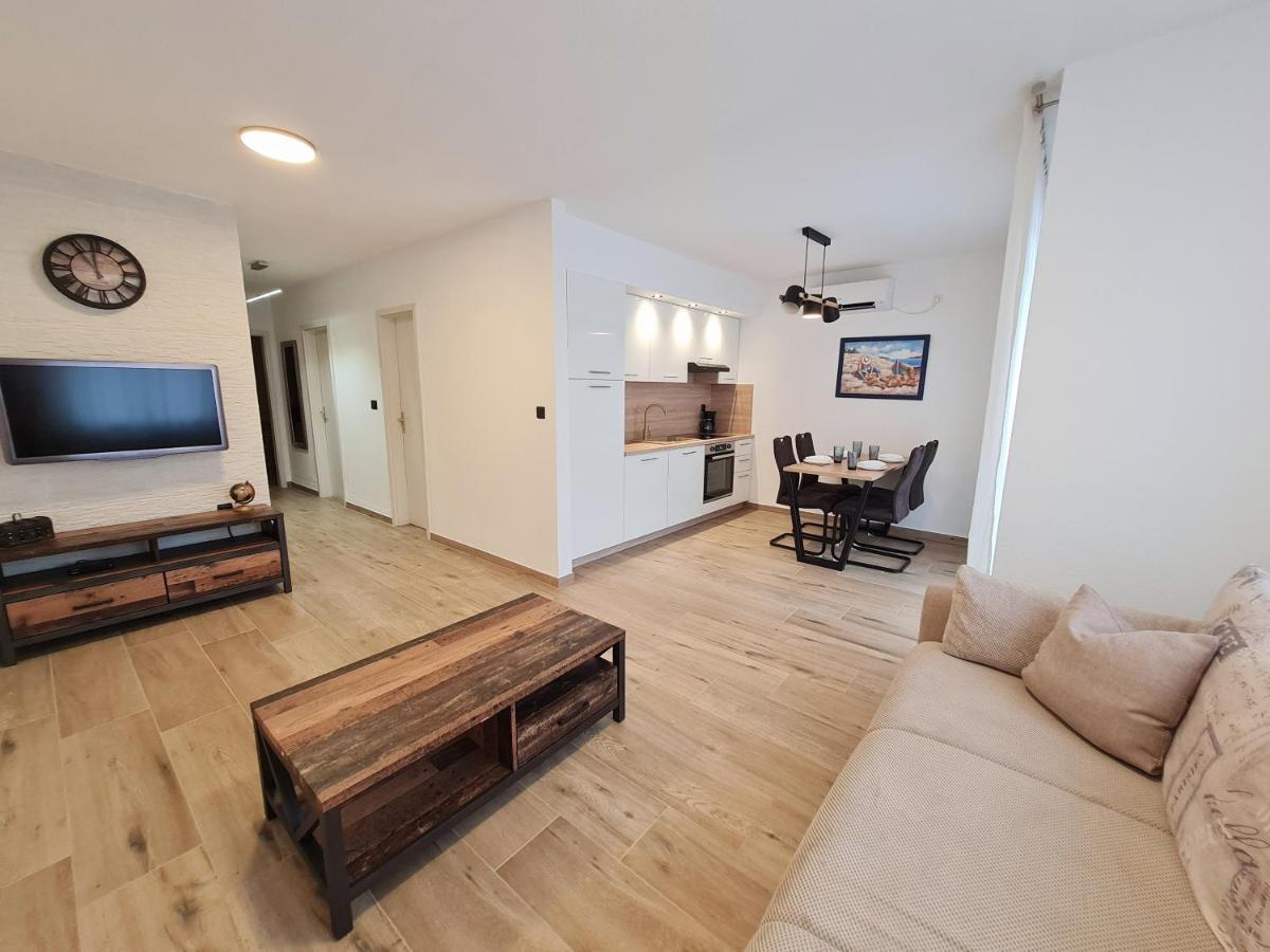 Bellistra apartman Rabac - E Apartment Bagian luar foto