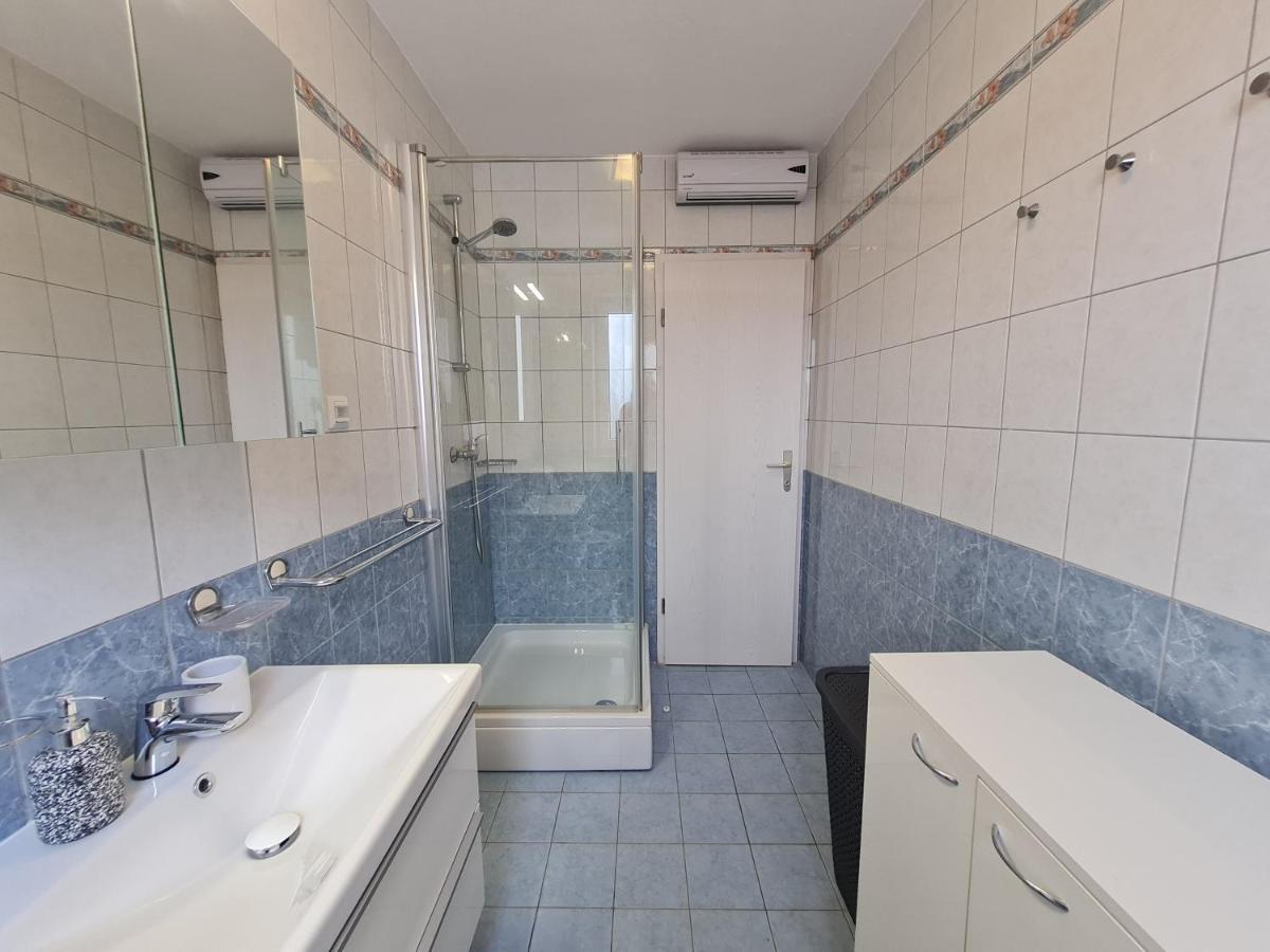 Bellistra apartman Rabac - E Apartment Bagian luar foto